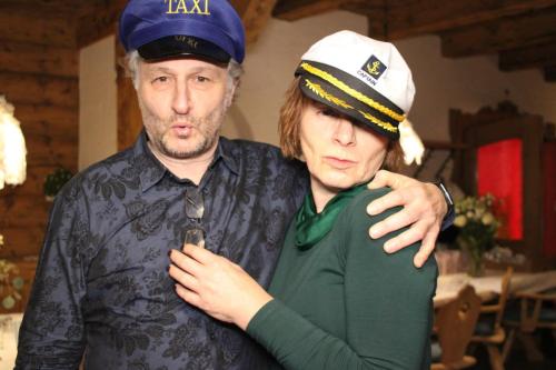 dtb2042714 CE54C8D-FB BD230060 111 1