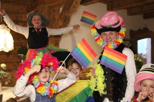 dtb2042714 CE54C8D-FB BD230060 16 1