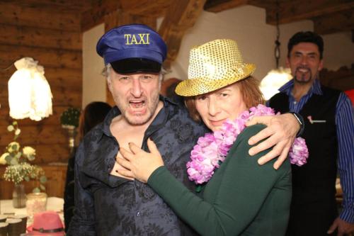 dtb2042714 CE54C8D-FB BD230060 37 1