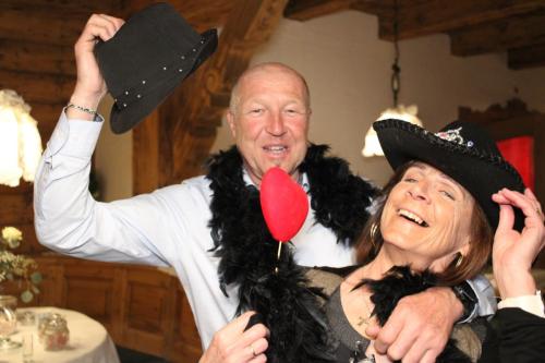 dtb2042714 CE54C8D-FB BD230060 65 1