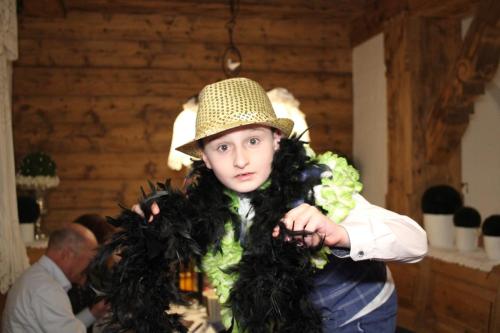 dtb2042714 CE54C8D-FB BD230060 75 1