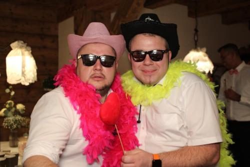 dtb2042714 CE54C8D-FB BD230061 39 2